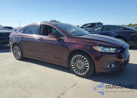 2013 Ford Fusion Titanium z USA, uszkodzony, nr VIN 3FA6P0K92DR252653